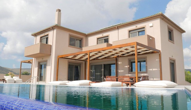 Great Kefalonia Villa | 4 Bedrooms | Villa Afrala | Pool Table