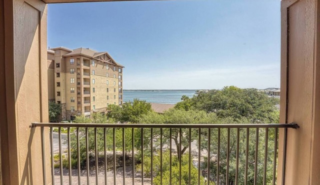 Great Lakefront Condo With Gorgeous Lake LBJ Views