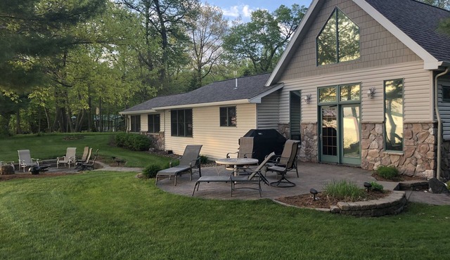 Great Lakefront Property with Amazing Sunsets!