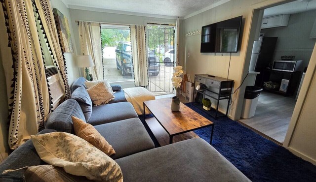 Great little house in Woodmere/Beachwood, Orange