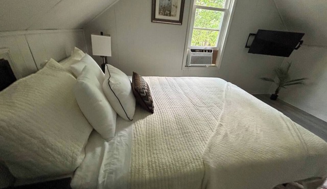 Great little house in Woodmere/Beachwood, Orange