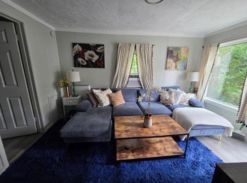 Great little house in Woodmere Beachwood Orange