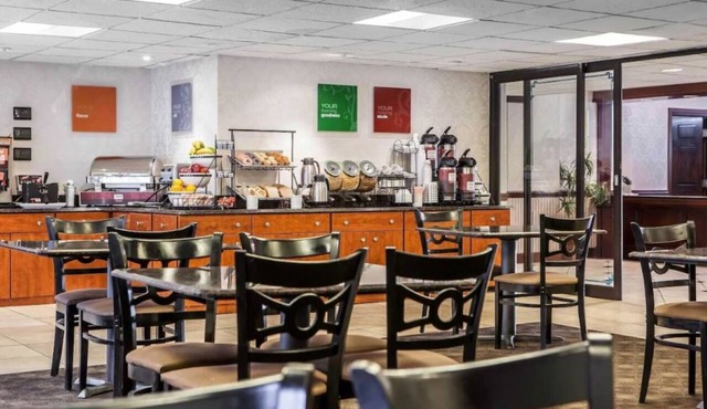 Great Location Near Sesame Place —Free Breakfast & Highway Access - 3 Units