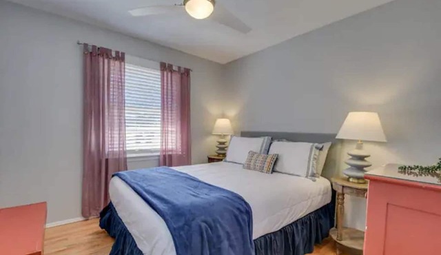 Great location, 10 min. to downtown and hospitals