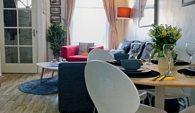 Great Location/City Centre/Parking/4 Beds