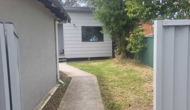 Great location, close to shops, clubs, beaches and the M1