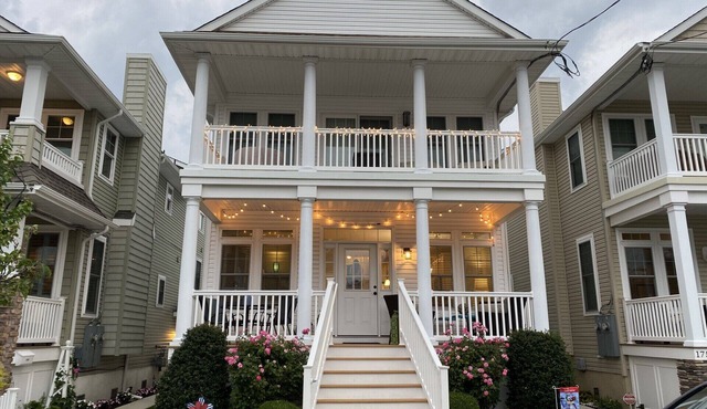 Great Location - Close to Beach, Boardwalk, Asbury Shops and Cafes!
