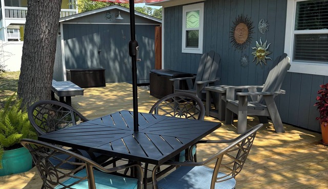 Great location! Fully fenced in yard and expansive deck. Come and relax!