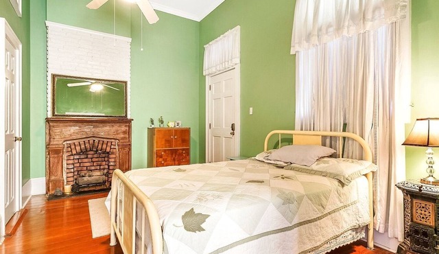Great location in the historic Marigny area