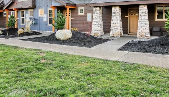 Great Location Near Pool with Suncadia Pool Access