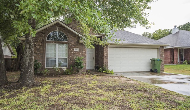 Great Location! Only 5-10 minutes from Kyle Field!