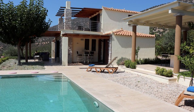 Great location, sea view, pool, wifi | holiday house Argolis, Peloponnese