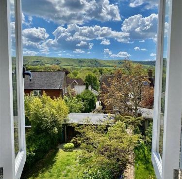 Great location South Downs home