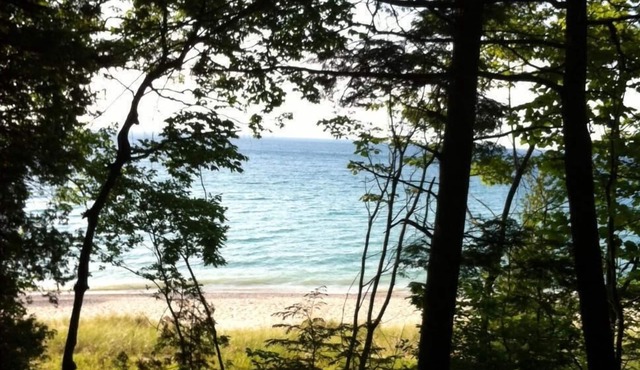 Great location!Walkable & lovely sunsets! A few weeks for summer 2026 available.