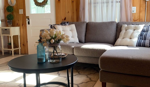 GREAT Newly Renovated Sebago Lake- short walk to Nason`s beach🏠🏖🚗