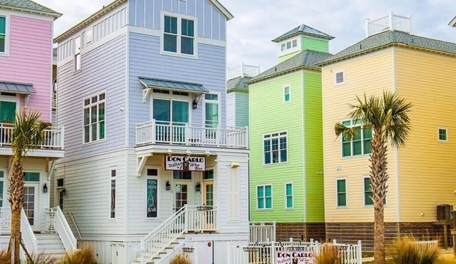 GREAT OCEAN VIEWS! BEAUTIFUL 2 BR/2 bath LUXURY CONDO SLEEPS 6