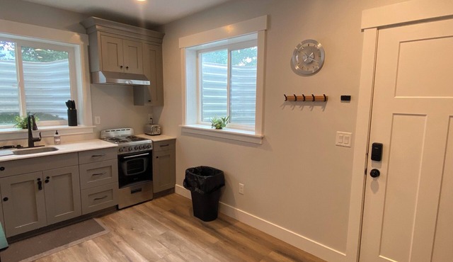 Great one bedroom in Mountain Green!