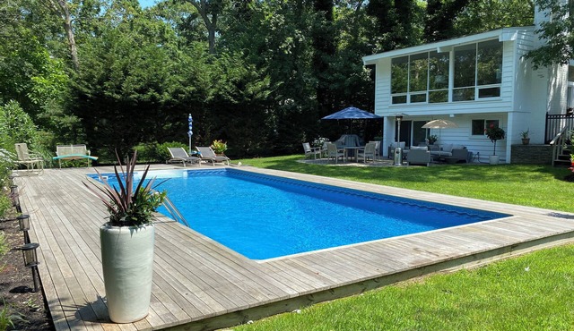 Great Oneck Woods Location Salt Water Pool
