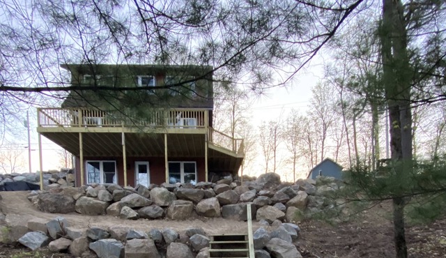 Great Outdoor Adventures! Groomed nordic skiing and snowmobiling 3 miles away!