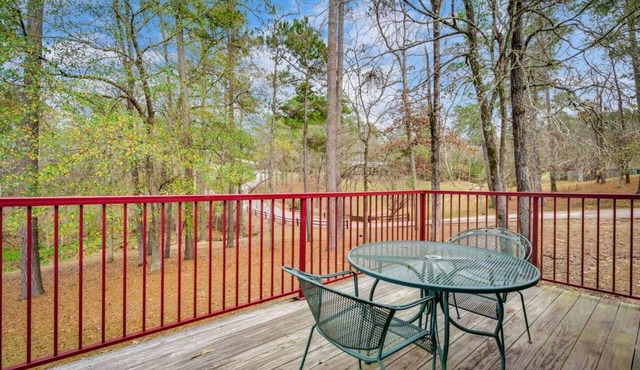 Great place - 2BD + 2BA + Kitchen + Pool