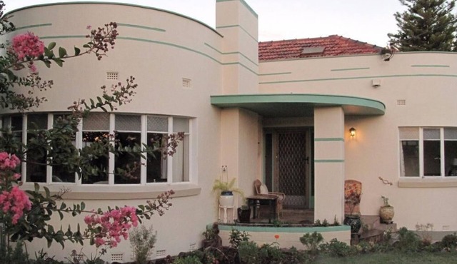 Great Place to Stay! Indoor Pool, Pet-friendly, Free Parking and Breakfast