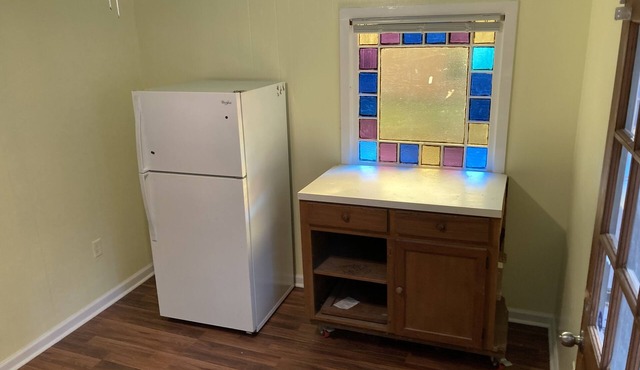 Great quiet place with one bedroom choices of a twin or full size bed.