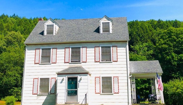 Great relaxing getaway! Stay at summer home of boxing legend James J Braddock