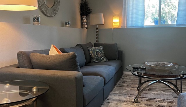 Great reviews! Close to all venues and hospitals. Discounts for 7+ day stays