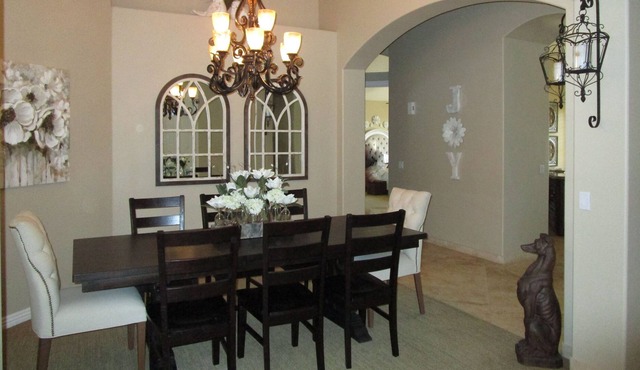 Great Semi Custom Home, Great QUIET Location, Close to Everything