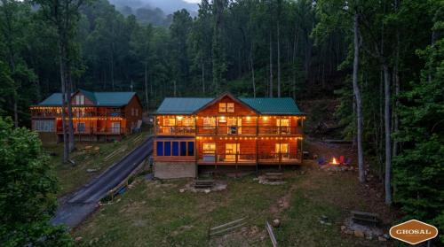 Great Smoky Haven by Ghosal Luxury Lodging