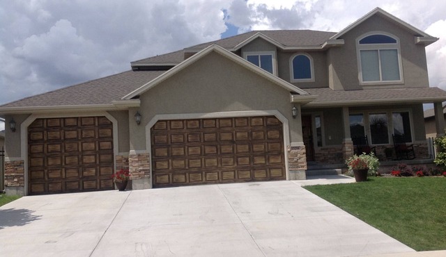 Great spacious home in a quiet private neighborhood.