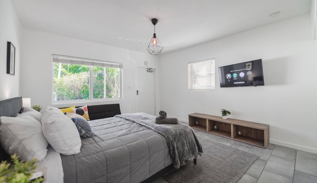 Great Studio 15 min from the beach