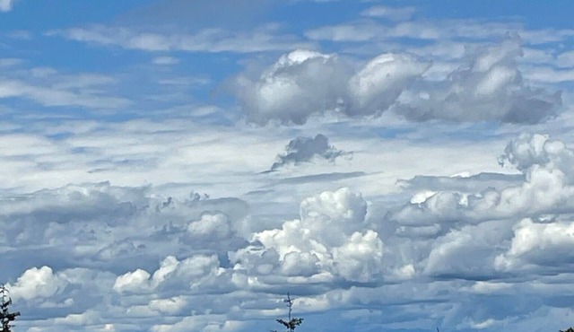 Great Sunrise/Sunsets! peaceful, comfy, Come enjoy this awesome view!