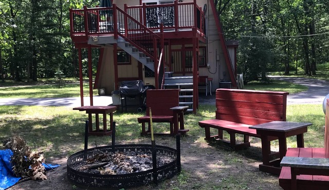 Great vacation home near Tippy Dam, in the Manistee National forest