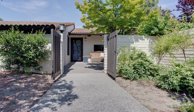 Great Value at Silverado - Two Beds Two Baths - Pool and Spa Availability