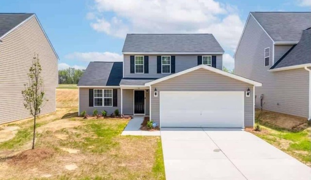 Great Value! New Modern Spacious Home!