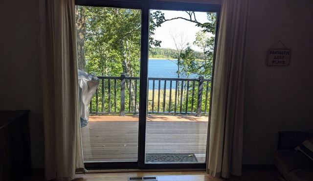 Great views-peaceful, private, fast internet