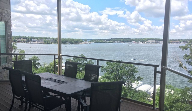 Great views! Third floor end unit - Indoor parking!