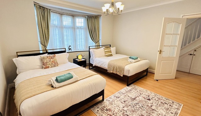 Great West House London TW75NA