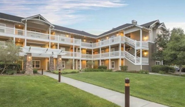 Great Wine Country and Golfing Resort Getaway!