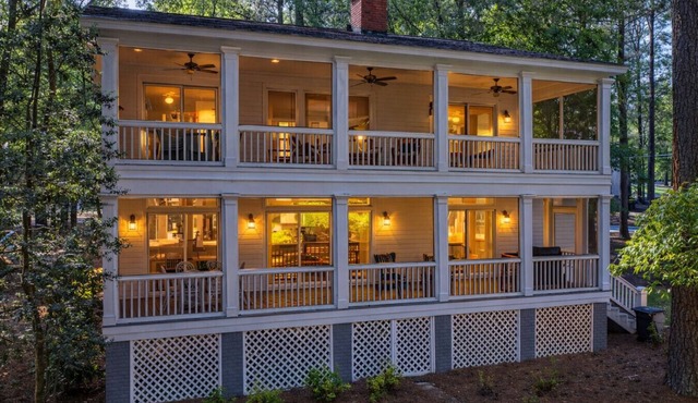 GreatWaters LakeOconee|Dock, Pool, Tennis + Grills