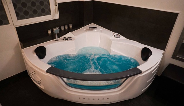 Gredos Loft Apartment (with jacuzzi)