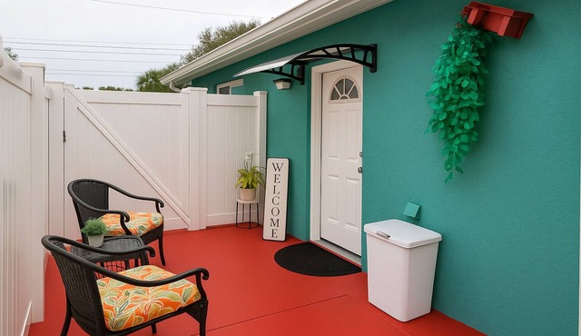 Green Castle Suite in Tampa