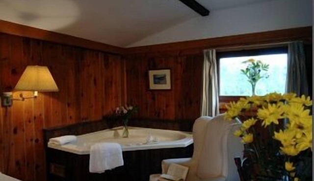 Green Chalets at Scotch Pine Lane
