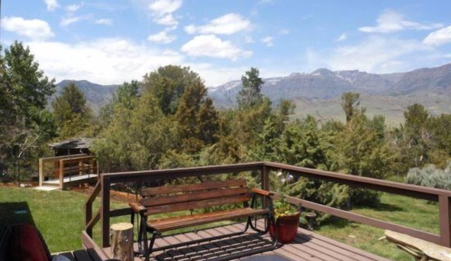 Green Creek Retreat- Pet Friendly Family Retreat, On the Way to Yellowstone!