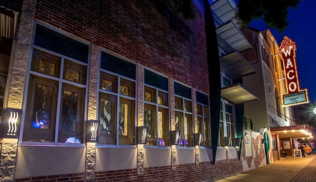 Green Door Lofts-Urban Cowboy - Silos/Downtown