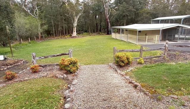 Green Field Manor is the house located next to St Georges Basin and Huskisson.