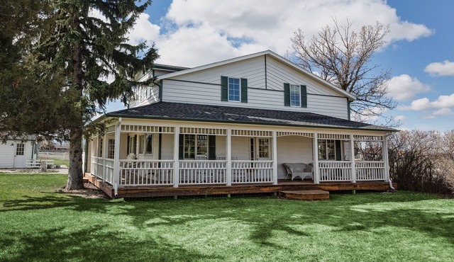 Green Gables - Country Farmhouse - 7 Minutes to Bozeman