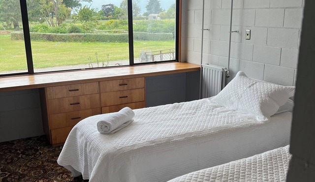 Green Hayes Estate Rentals- Magnolia House Room 3