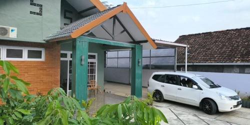 Green House Homestay by ABM